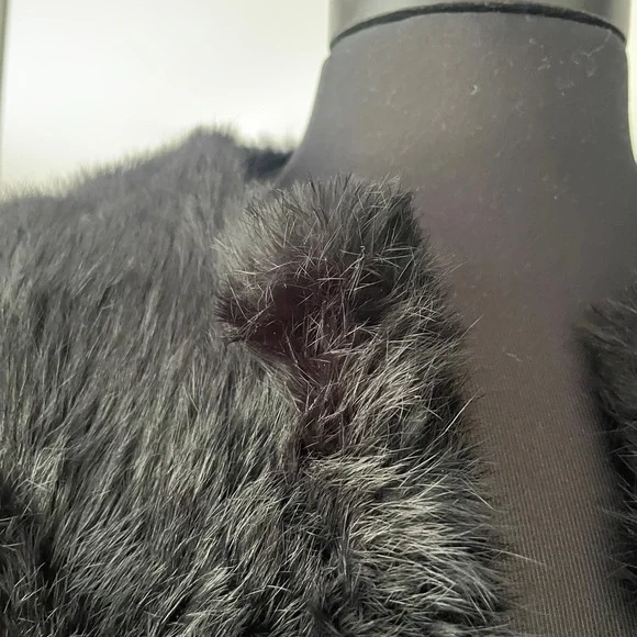 Luxurious Black Teddy Jacket with Plush Texture - Picture 3 of 8